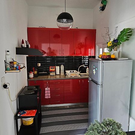 Seaty Apartment Corinth Экстерьер фото